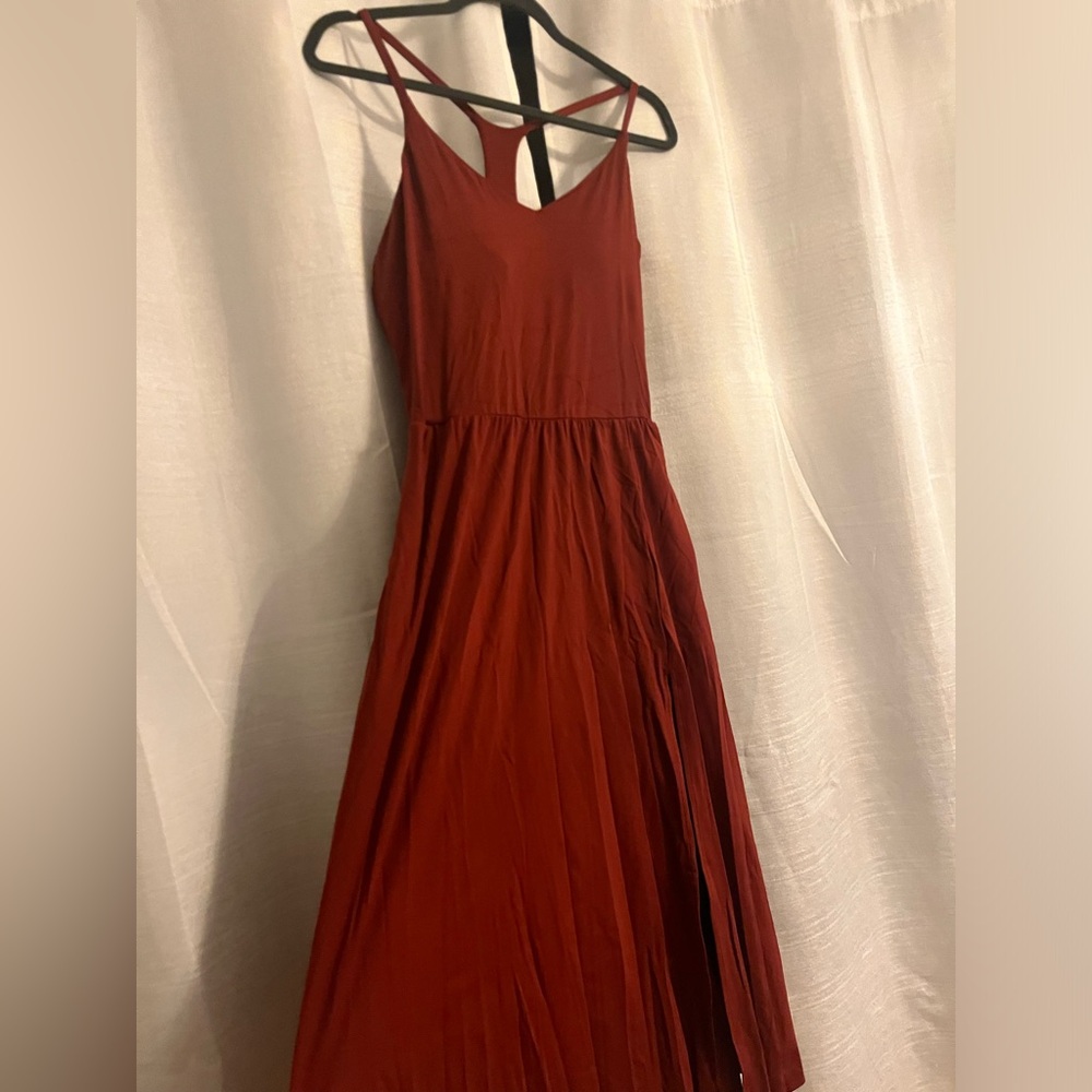 Jersey dress with pockets and slit